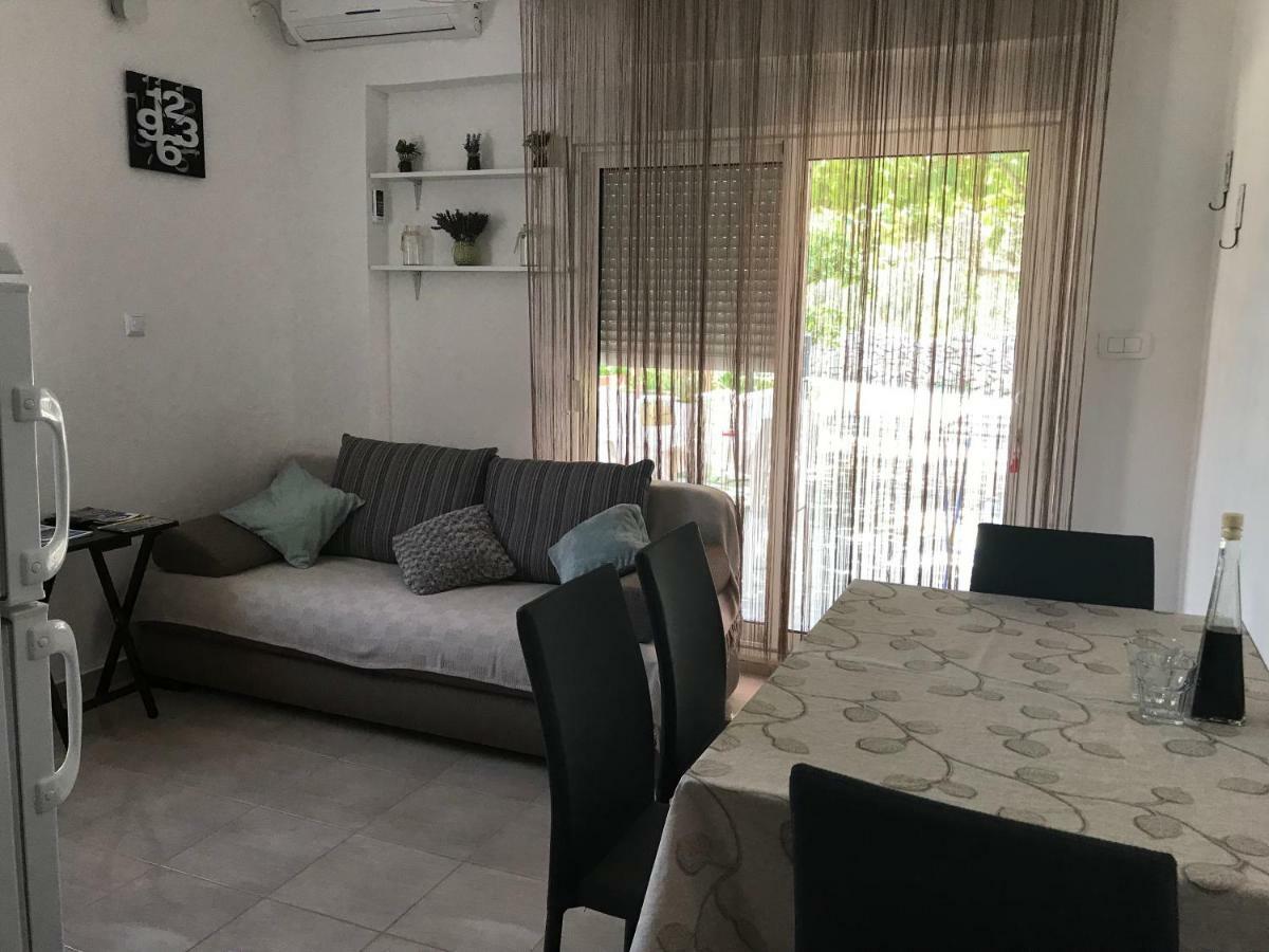 Apartman Mirjana With Terrace And Free Parking Donji Okrug  Esterno foto