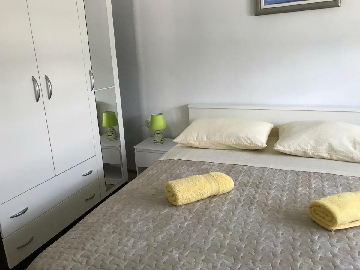 Apartman Mirjana With Terrace And Free Parking Donji Okrug  Esterno foto